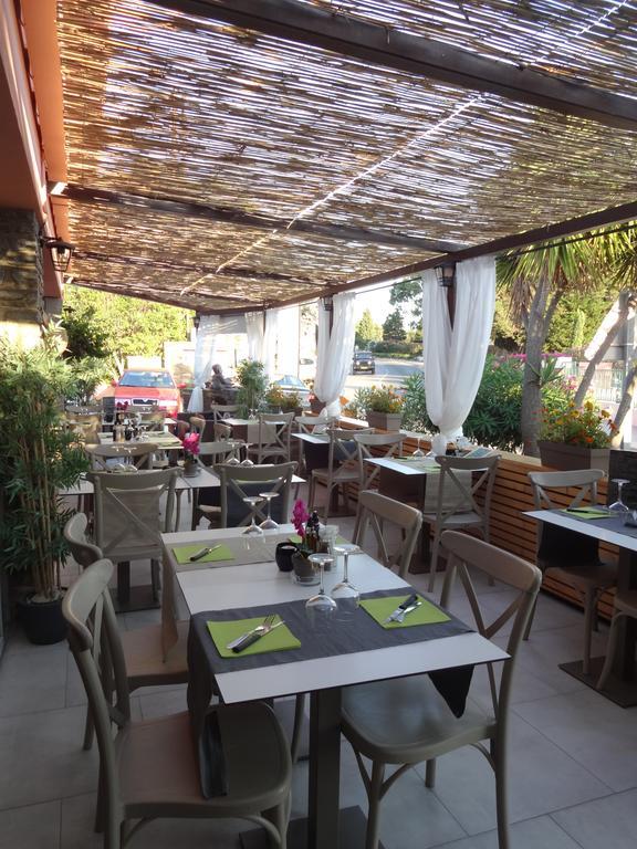 Auberge Du Cap Negre Le Lavandou Bagian luar foto